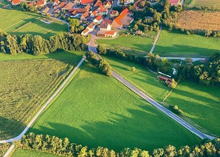 Schlossblick Schillingsfuerst Appartement